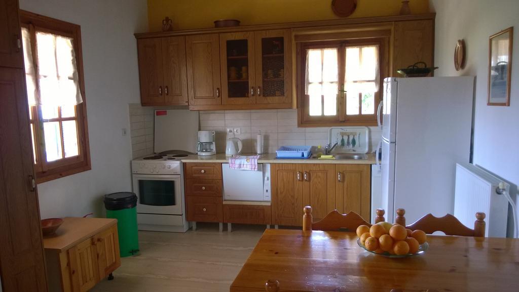 Sipsas Villas Koróni Pokoj fotografie